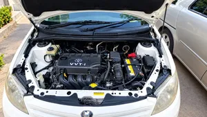 Toyota IST 2001 Pearl