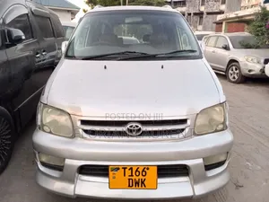 Toyota TownAce Noah 2001 Silver