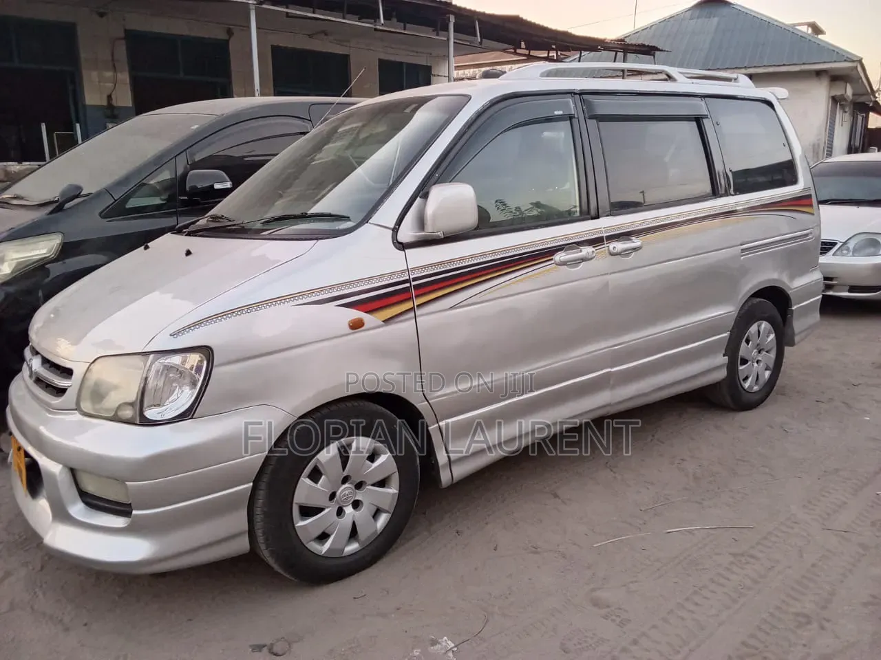 Toyota TownAce Noah 2001 Silver
