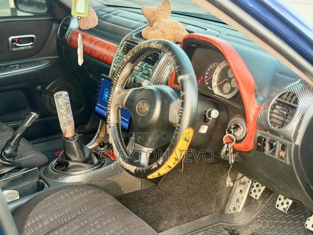 Toyota Altezza 2000 Blue