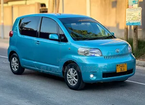 Toyota Porte 1.3 FWD 2005 Blue