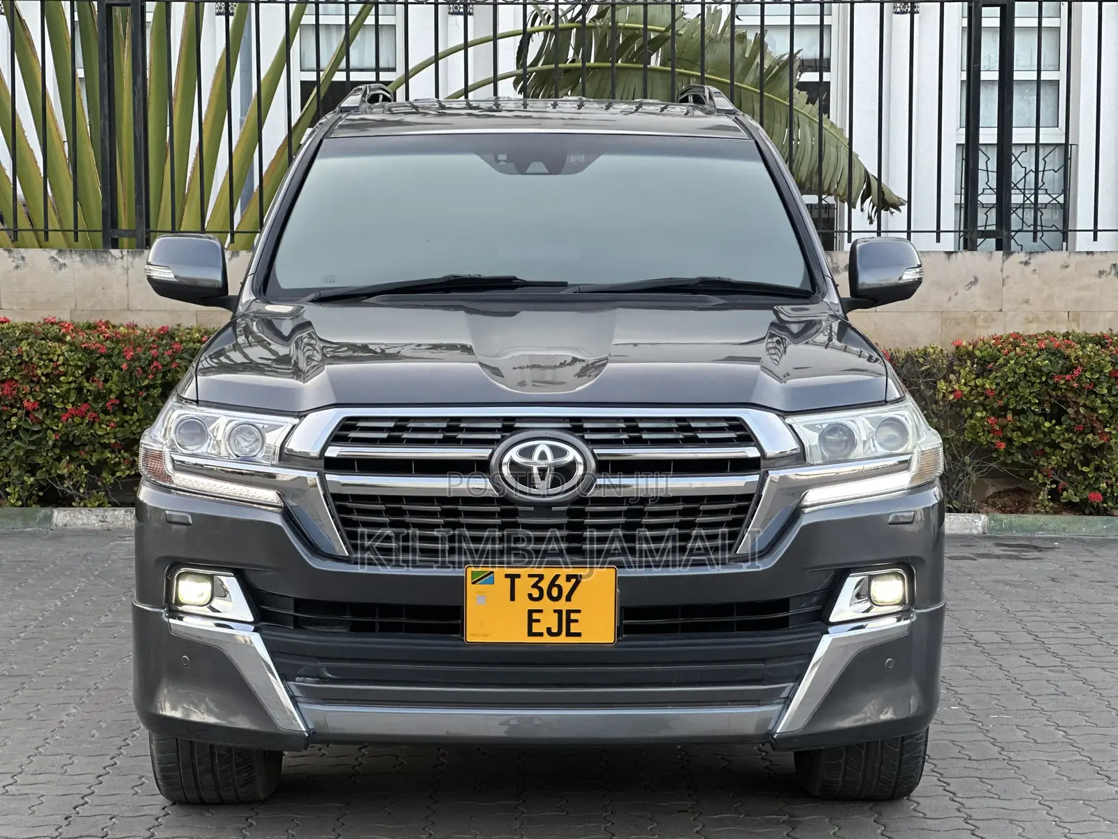 Toyota Land Cruiser 2018 Gray