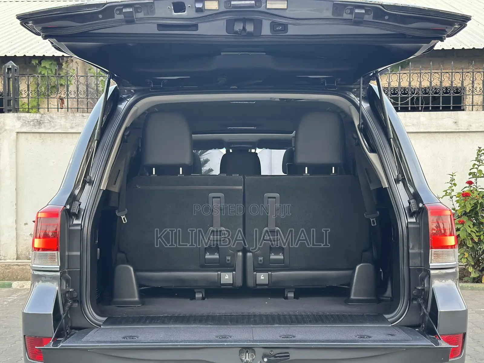 Toyota Land Cruiser 2018 Gray