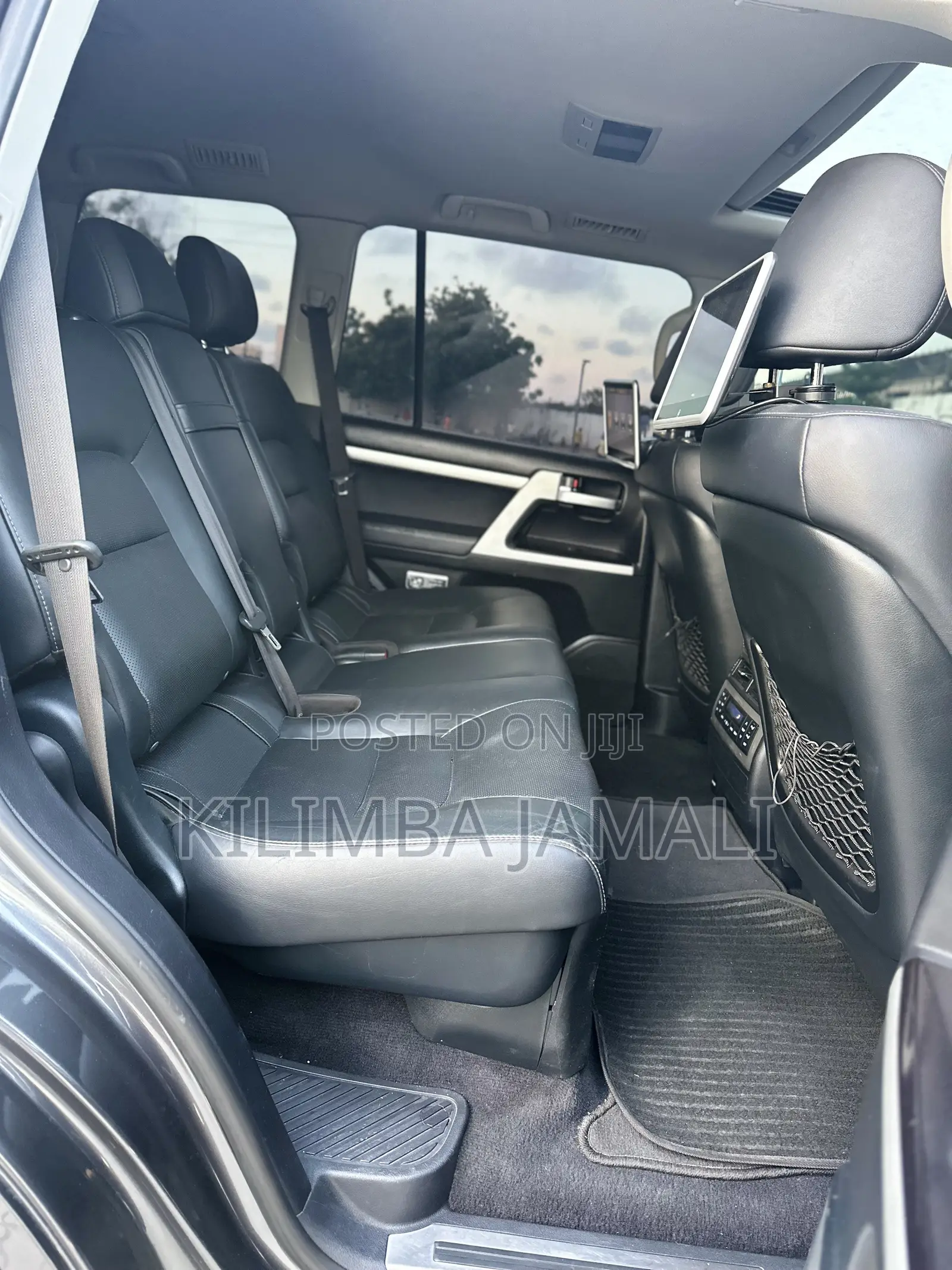 Toyota Land Cruiser 2018 Gray