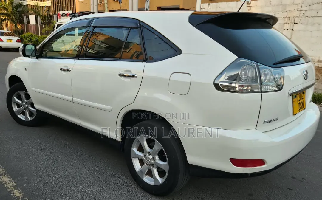Toyota Harrier 2.4 2006 White
