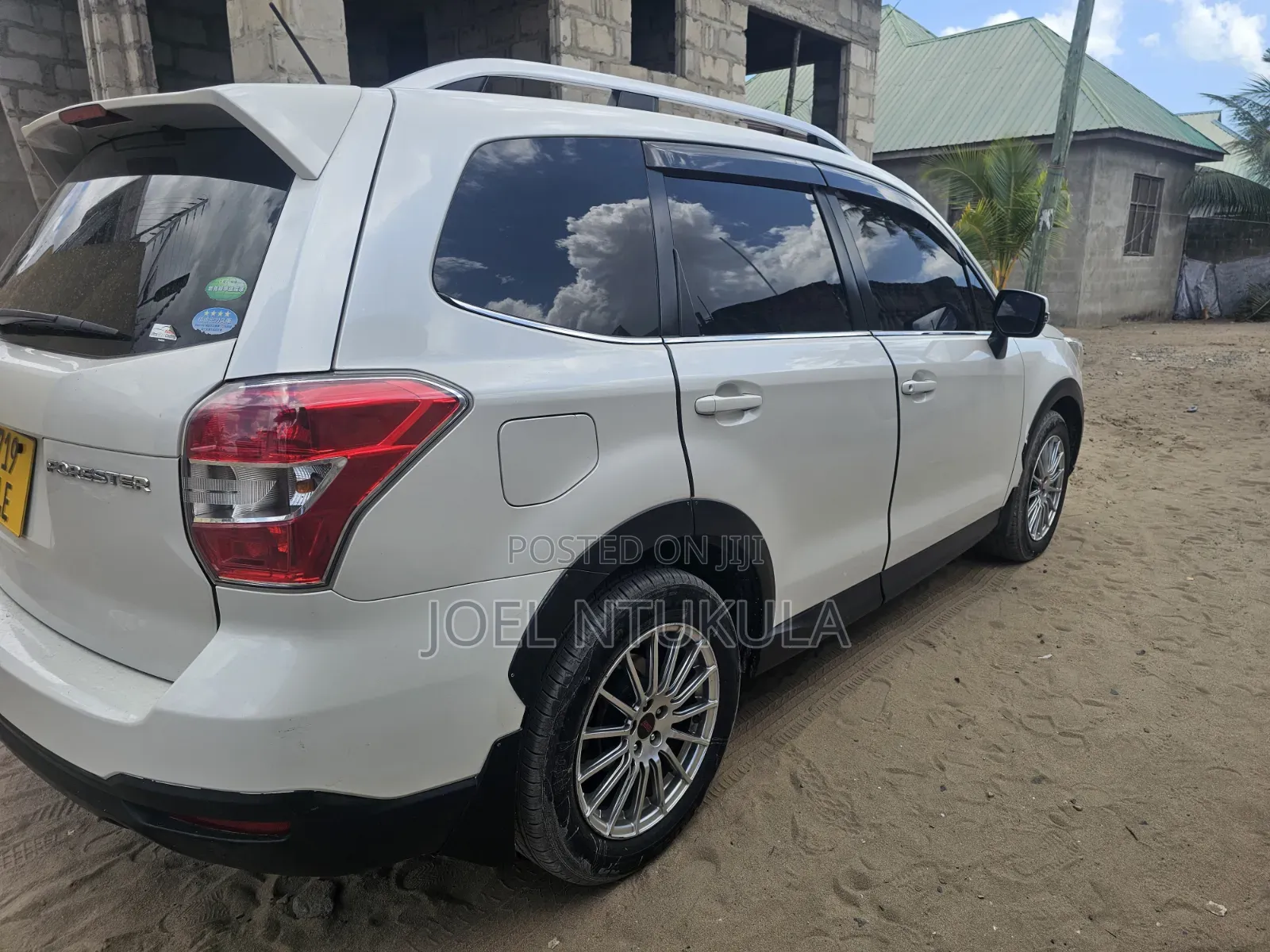 Subaru Forester 2013 Pearl