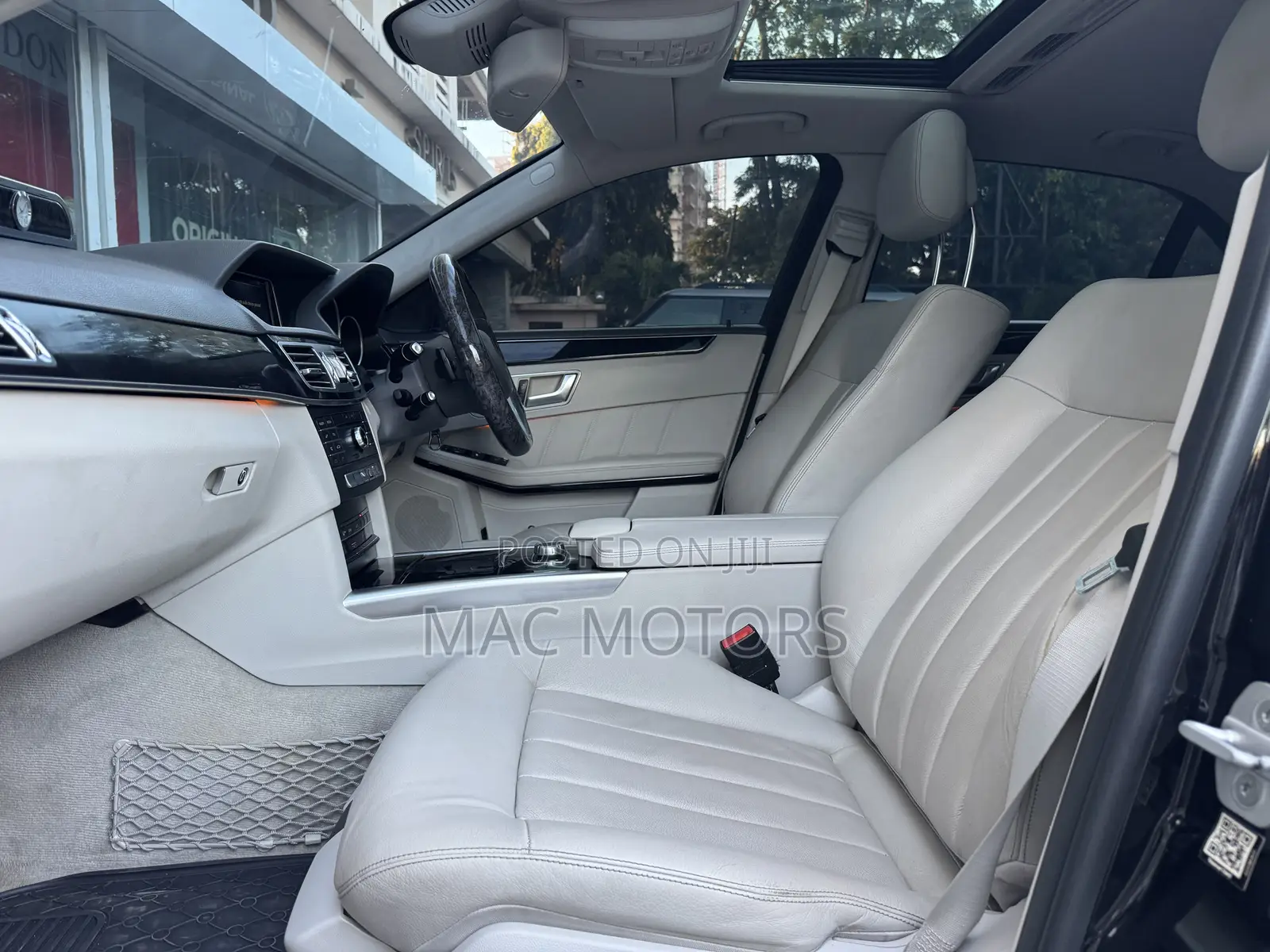 Mercedes-Benz E-Class 2015 Black