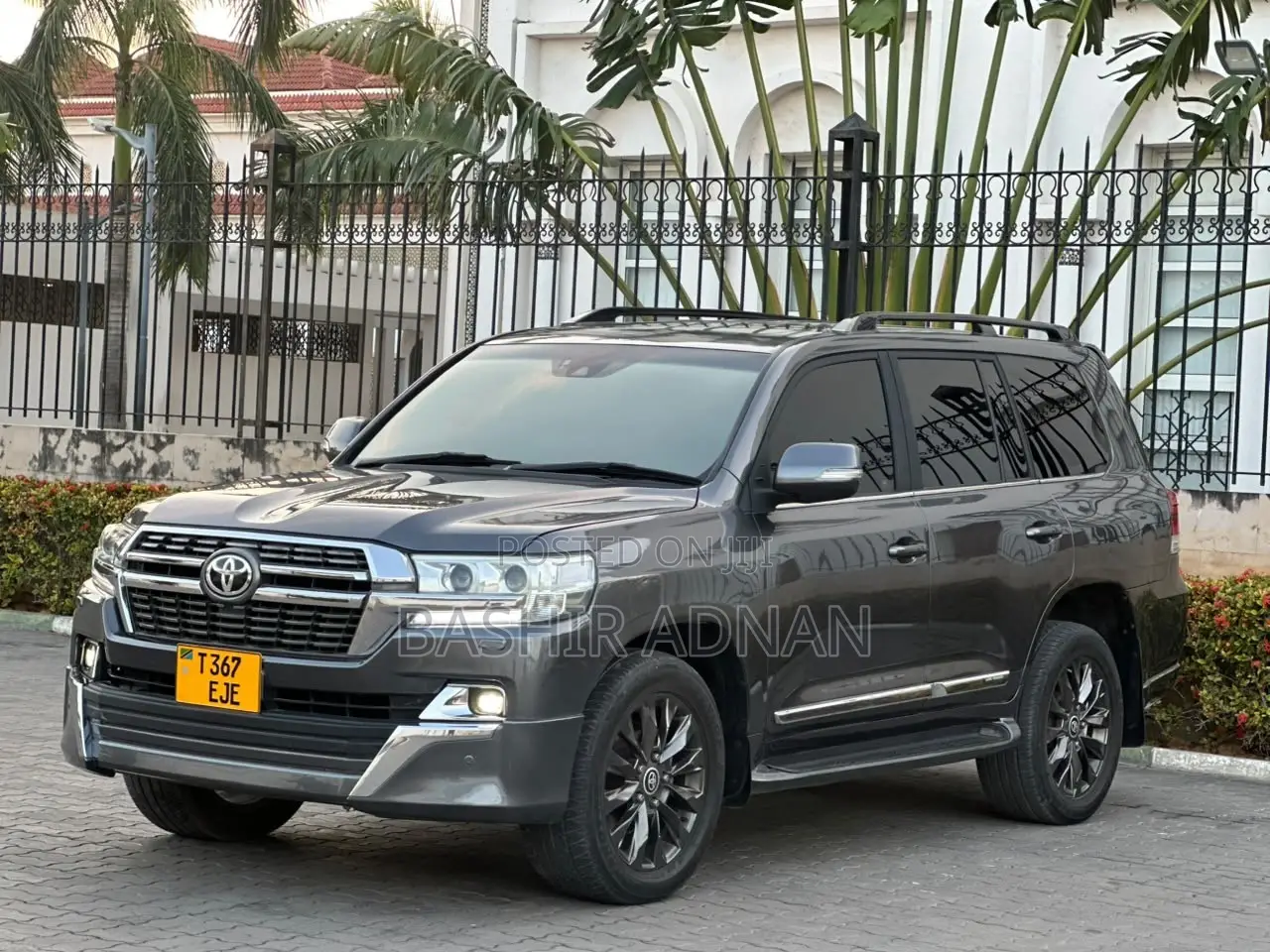 Toyota Land Cruiser 4.5 V8 TD 2019 Gray