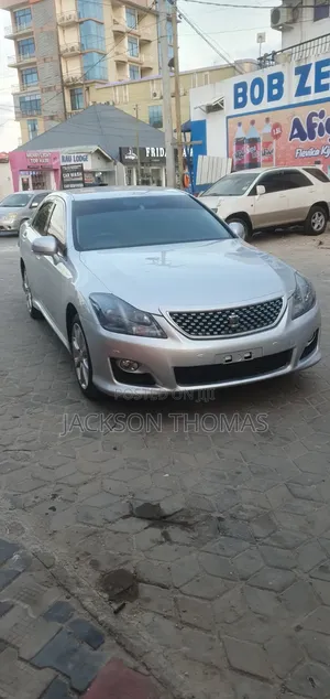 Toyota Crown 2009 Silver