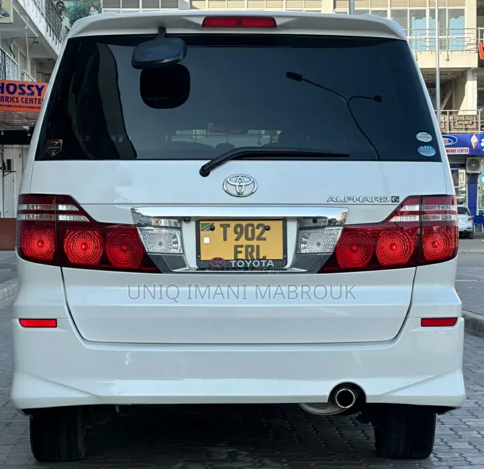 Toyota Alphard 2006 White