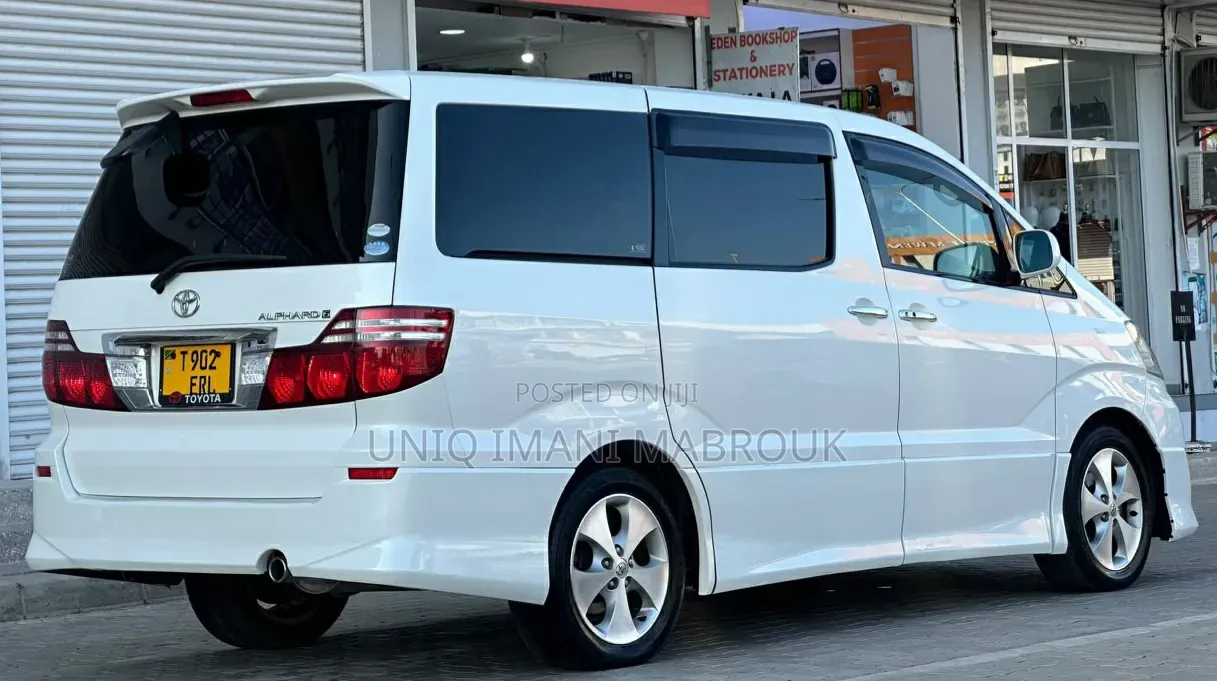 Toyota Alphard 2006 White