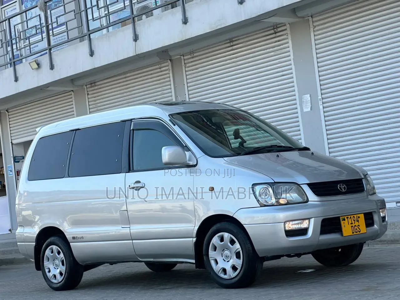 Toyota Noah 2001 Silver