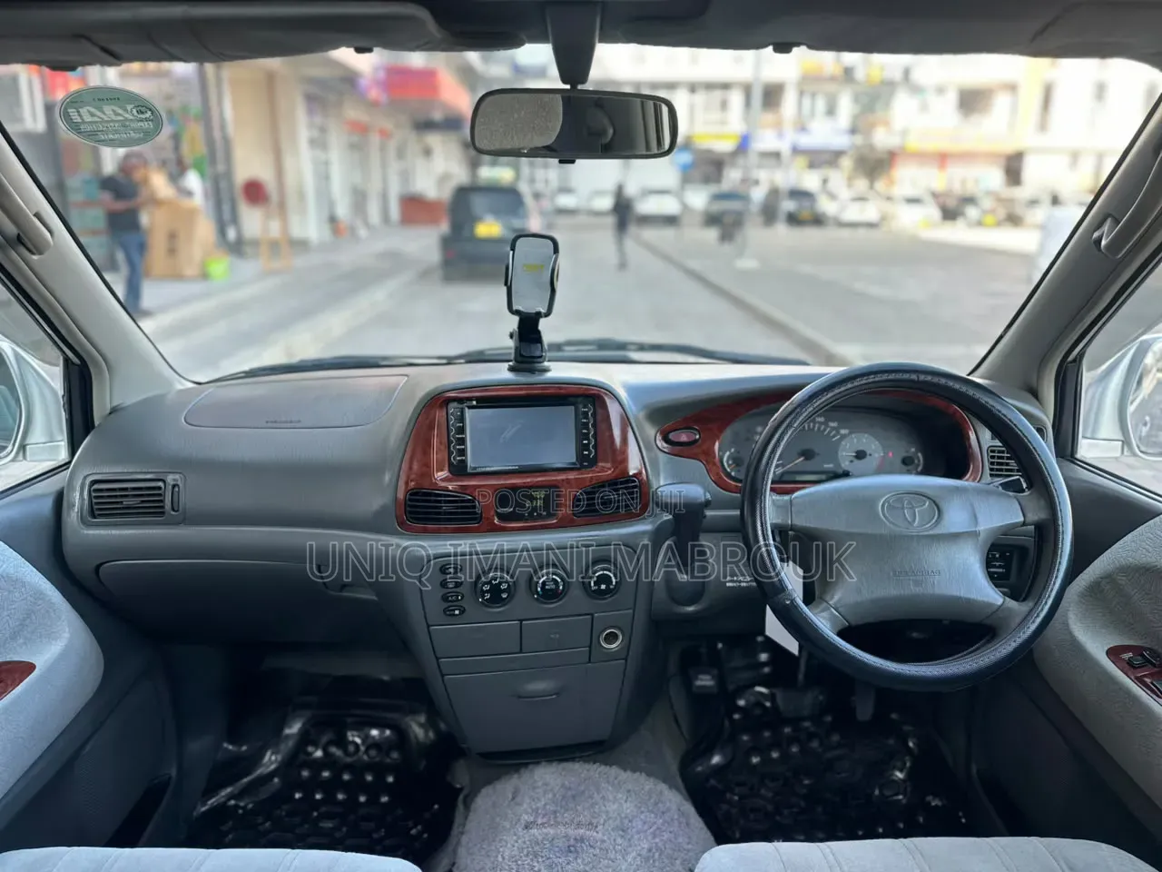 Toyota Noah 2001 Silver