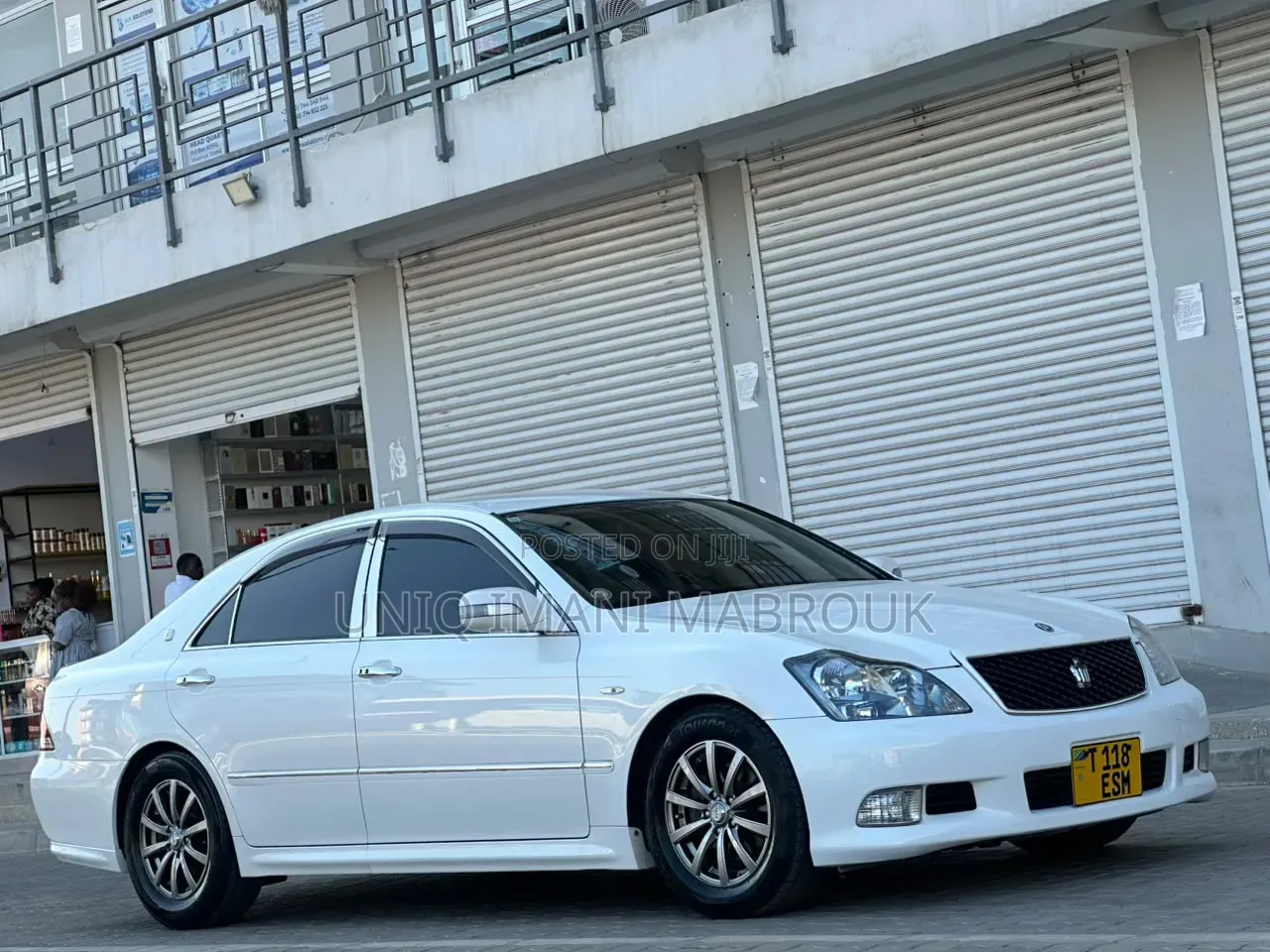 Toyota Crown 2006 White
