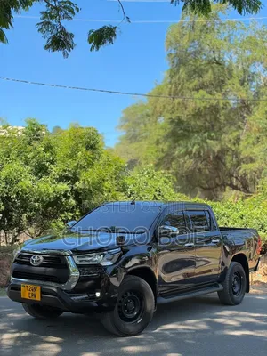 Toyota Hilux 2021 Black
