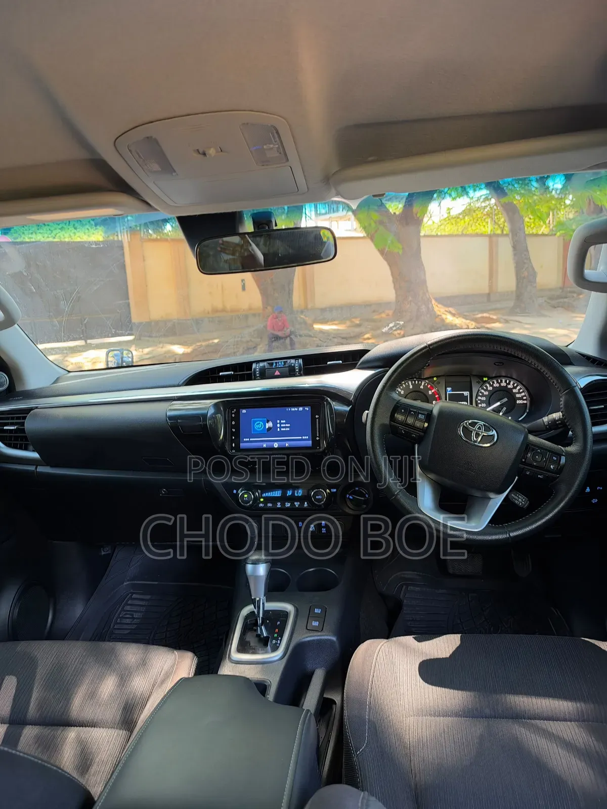 Toyota Hilux 2021 Black