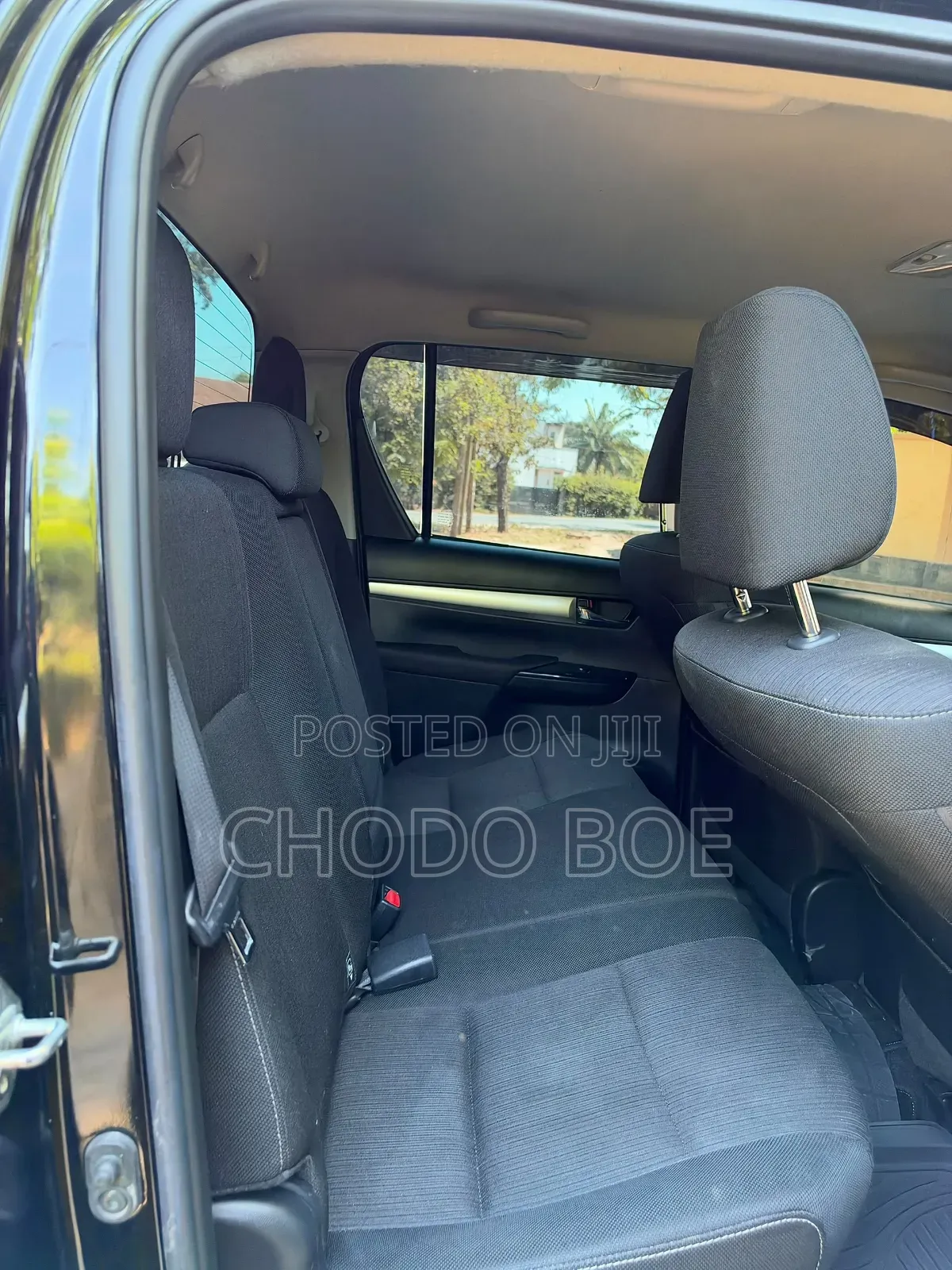 Toyota Hilux 2021 Black