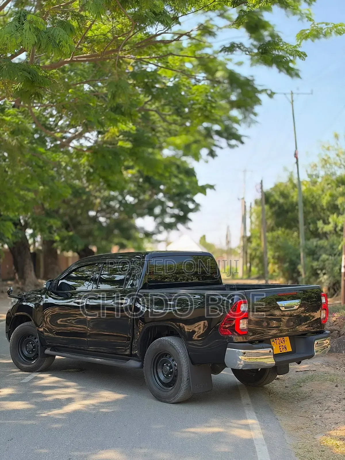 Toyota Hilux 2021 Black