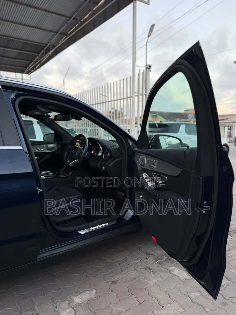 Mercedes-Benz GLC-Class 2016 Blue