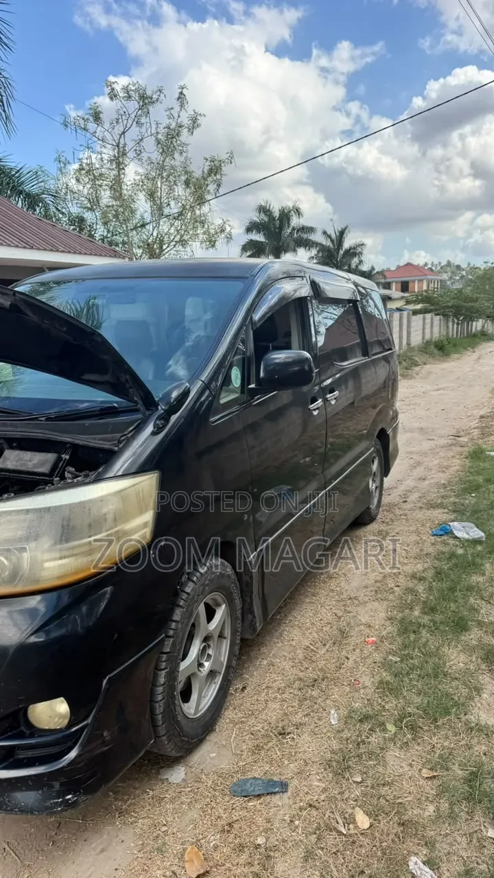 Toyota Alphard 2005 Black