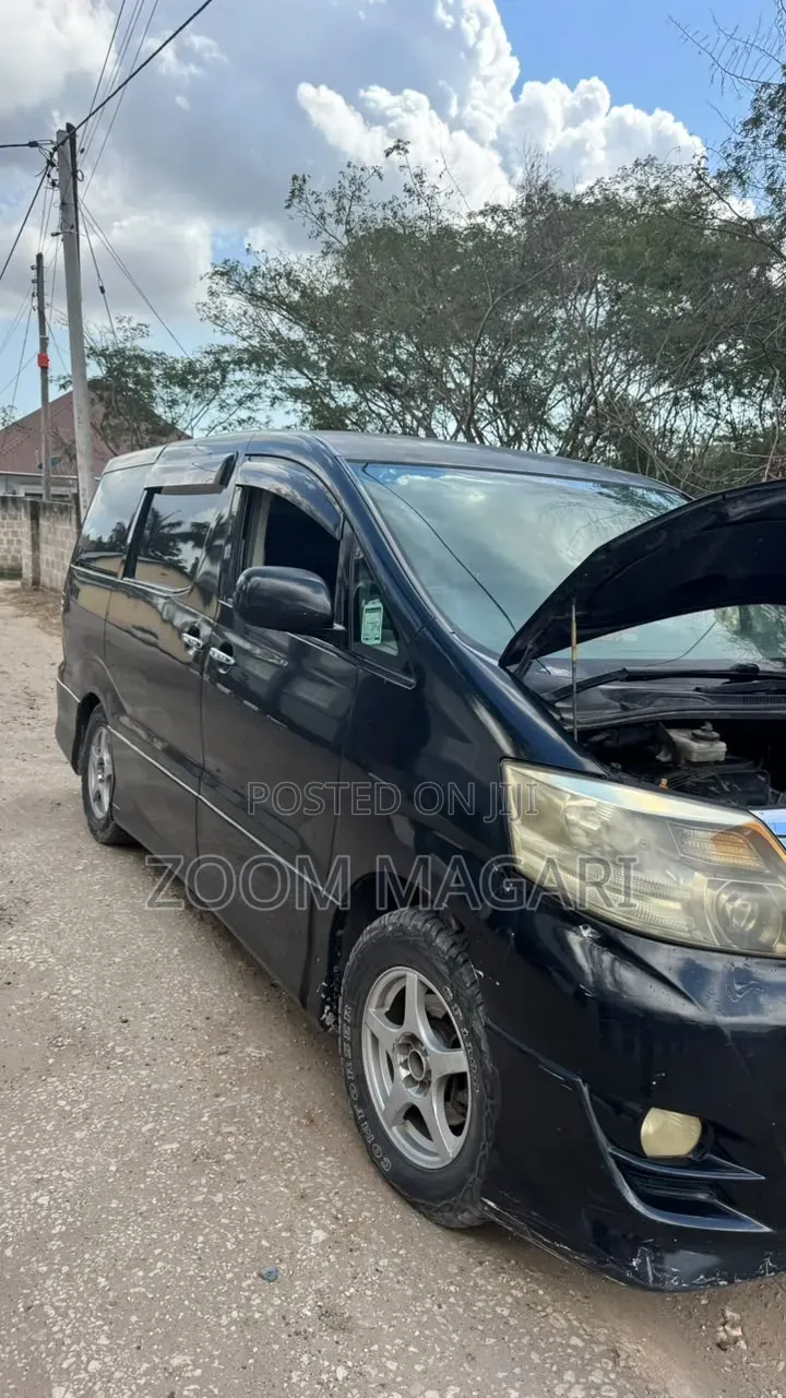 Toyota Alphard 2005 Black