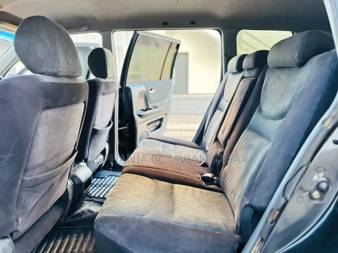 Toyota Kluger 2005 Black