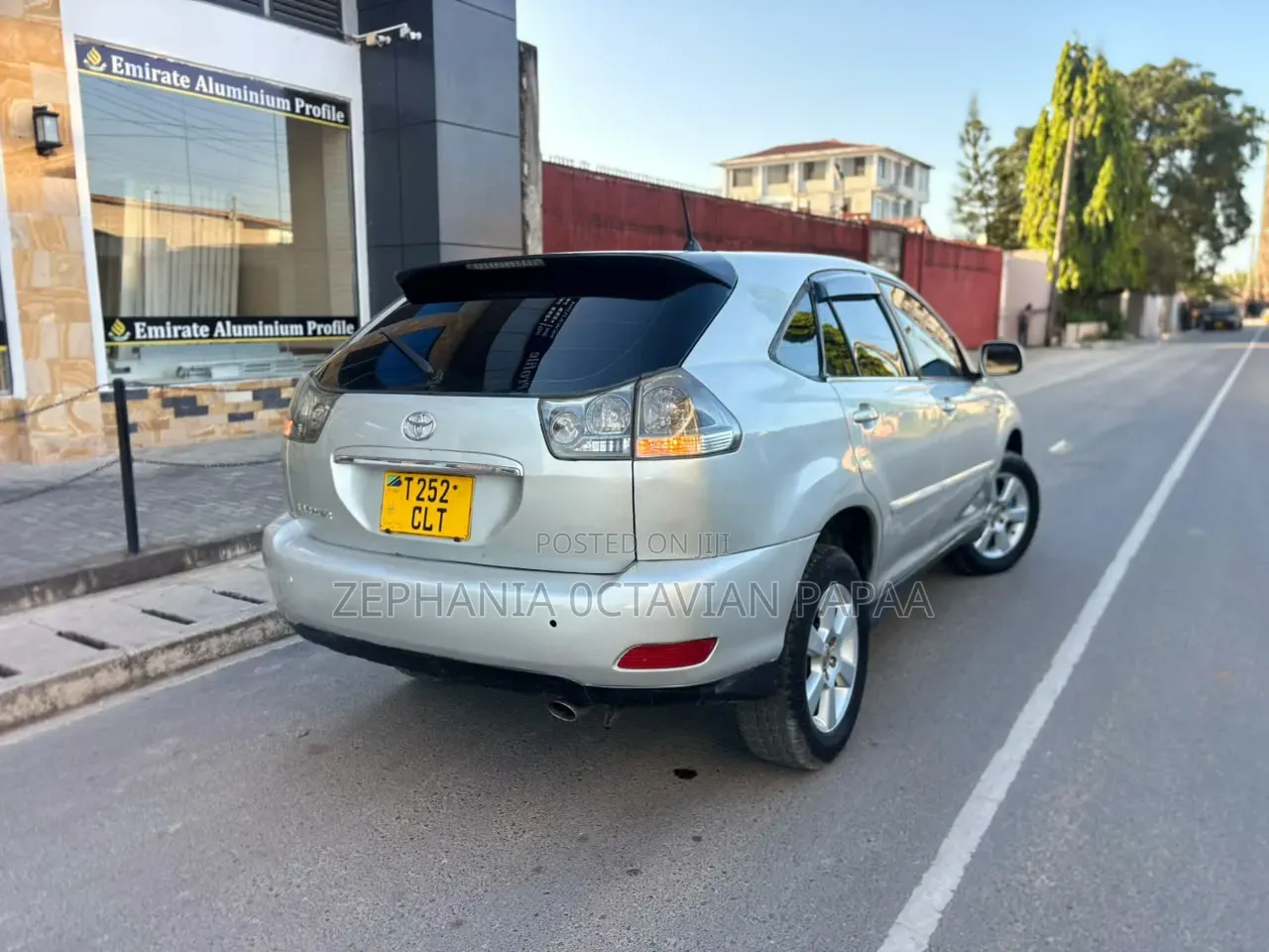 Toyota Harrier 2005 Silver