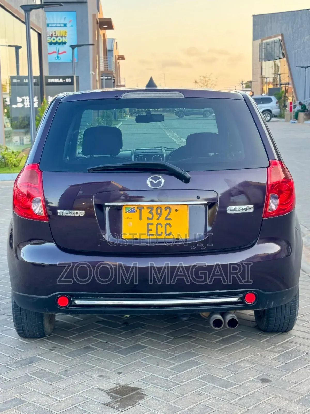 Mazda Verisa 2009 Maroon