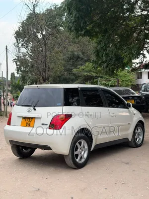 Toyota IST 2006 Pearl
