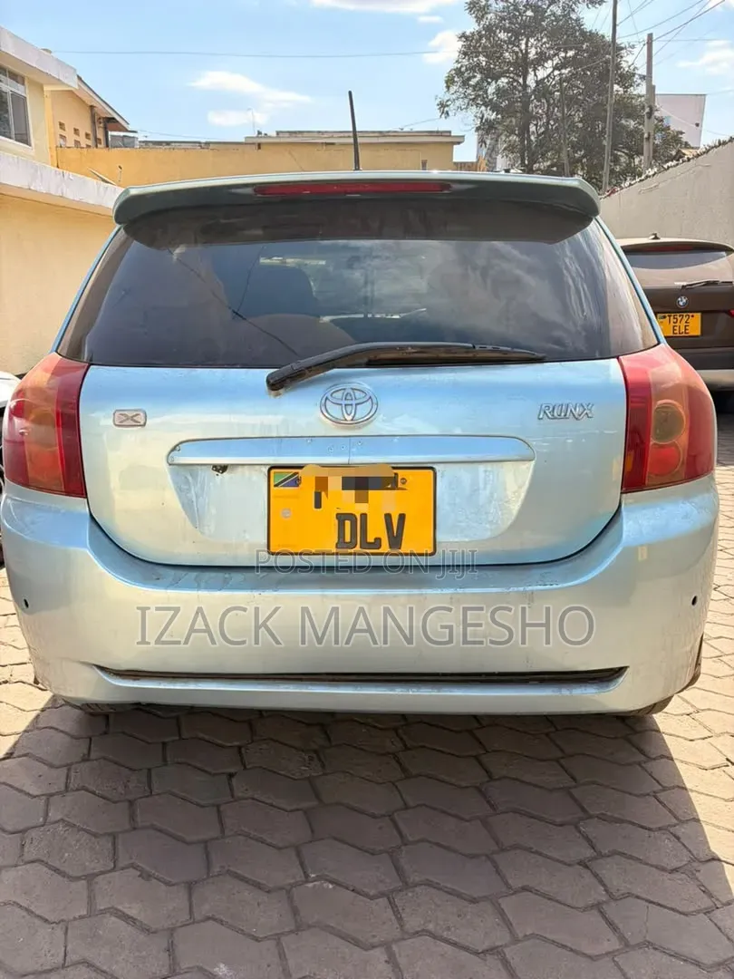 Toyota Corolla RunX 2004 Blue