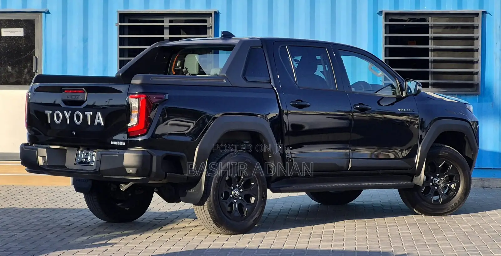 New Toyota Hilux 2026 Black