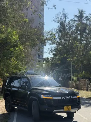 Toyota Land Cruiser 2024 Black