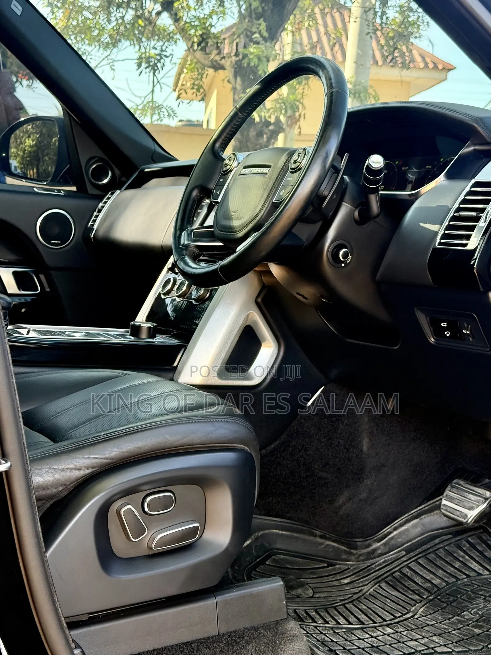Rover 2000 2015 Black