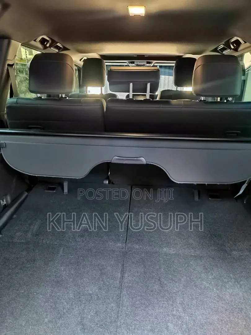New Toyota Land Cruiser LC250 2025 Black