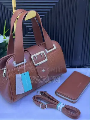 Chrisrose Womans Bag Hy Classic