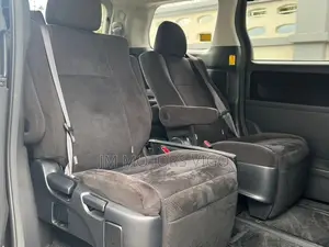 Toyota Alphard 2.4 Petrol FWD 2011 Black