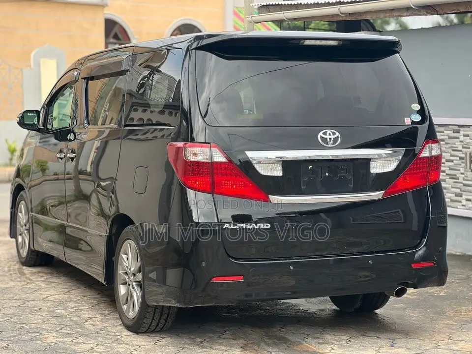 Toyota Alphard 2.4 Petrol FWD 2011 Black