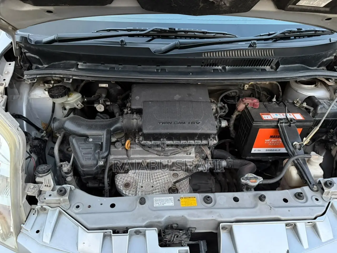 Toyota Passo Sette 1.5 FWD 2009 Silver