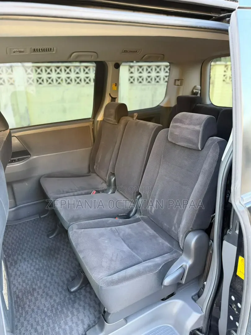 Toyota Noah 2009 Black