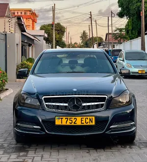 Mercedes-Benz C-Class 2008 Black