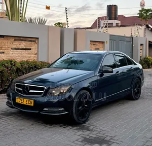 Mercedes-Benz C-Class 2008 Black