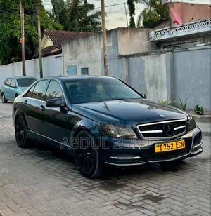 Mercedes-Benz C-Class 2008 Black