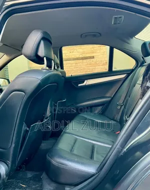 Mercedes-Benz C-Class 2008 Black
