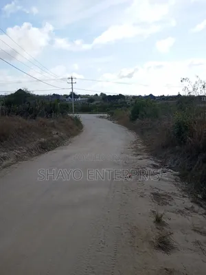 Kiwanja Kinauzwa Mabwepande