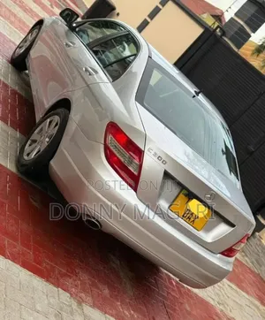 Mercedes-Benz C300 2015 Silver