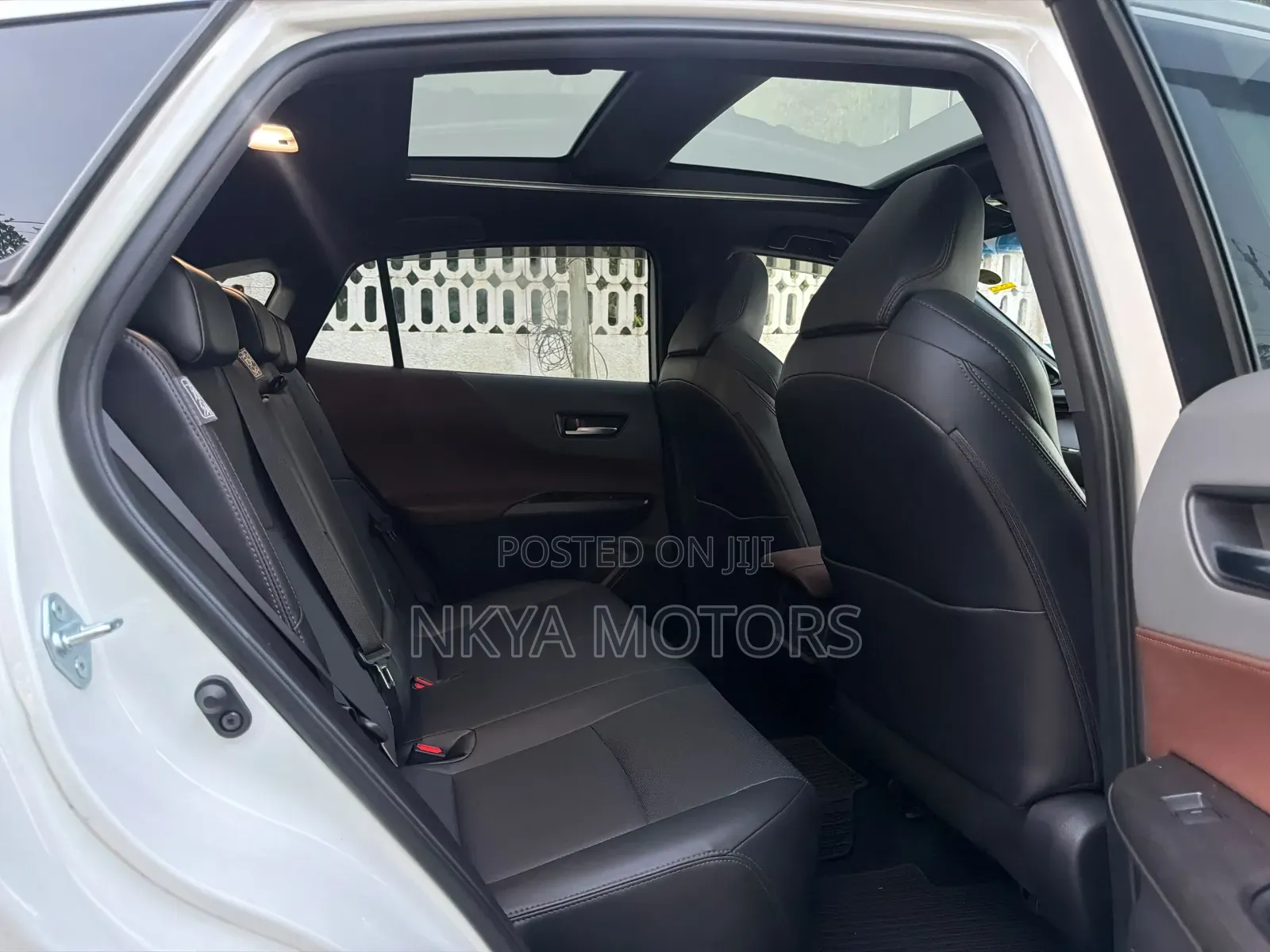 Toyota Harrier 2022 White