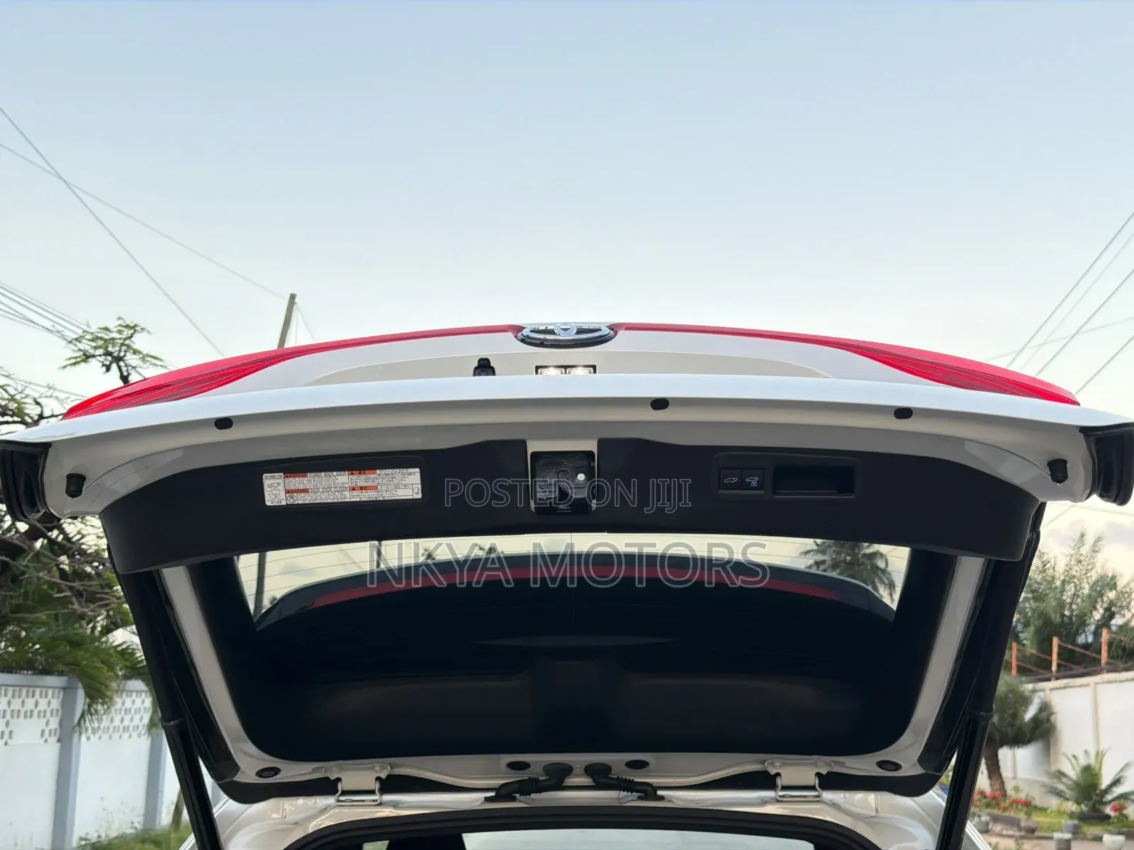 Toyota Harrier 2022 White
