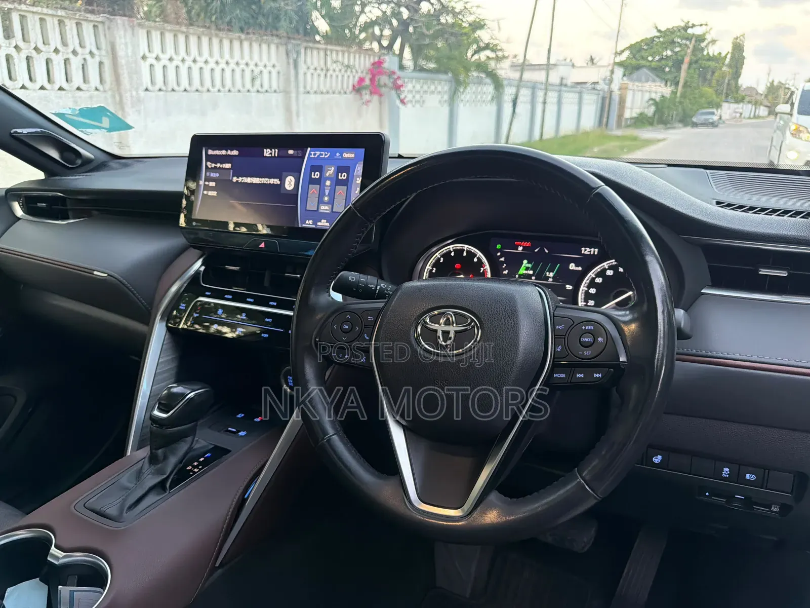 Toyota Harrier 2022 White