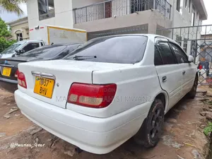 Toyota Carina 1.6 FWD Sedan 1999 White