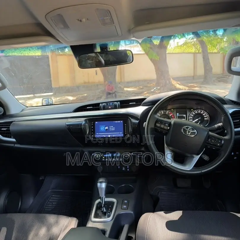Toyota Hilux Revo Double Cab Deisel 2.4 AWD 2021 Black